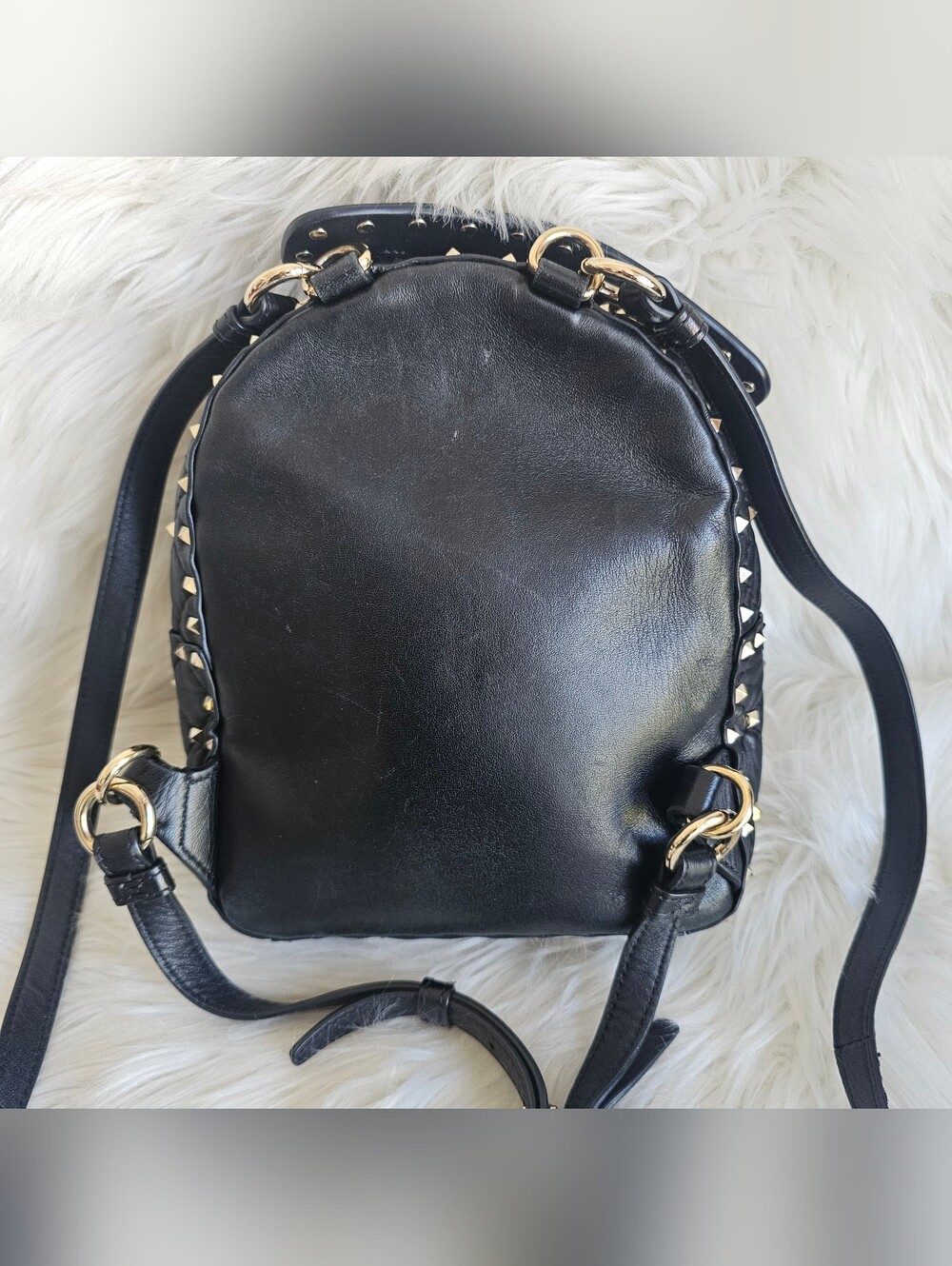 🖤 Valentino Rockstud Backpack 🖤 - Picture 4 of 13